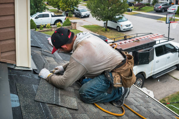 Professional Emergency Roof Repair technician working in Glen Wild, NY